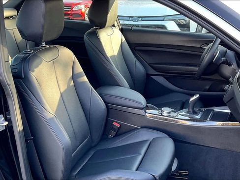 Used 2018 BMW 230i Coupe image 10