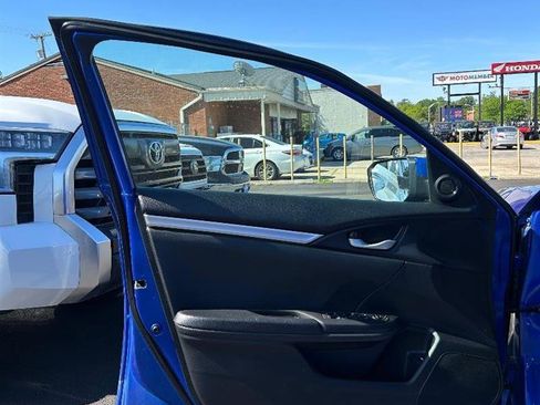 Used 2020 Honda Civic Sport image 8