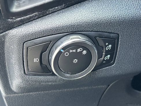 Used 2019 Ford EcoSport SES w/ SES Black Appearance Package image 21