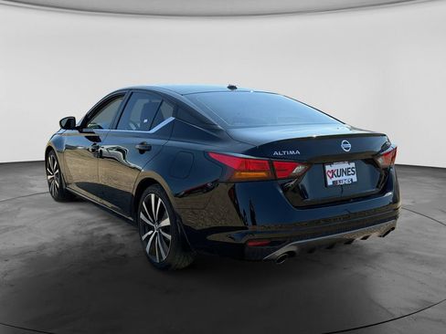 Used 2019 Nissan Altima 2.5 SR w/ SR Premium Package FWD image 8