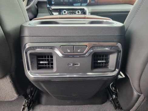 Used 2024 GMC Sierra 1500 Denali Ultimate AWD/4WD image 30