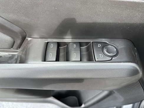 New 2026 GMC Canyon Elevation w/ Convenience Package image 18