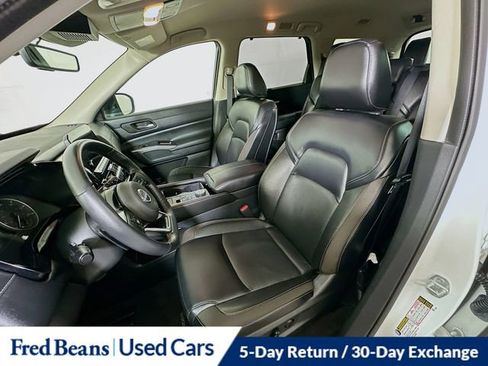 Used 2024 Nissan Pathfinder SL AWD/4WD image 28