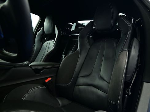 Used 2023 Chevrolet Corvette Stingray w/ Z51 Performance Package image 5