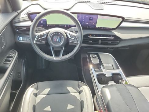 Used 2025 Buick Enclave Preferred FWD image 16
