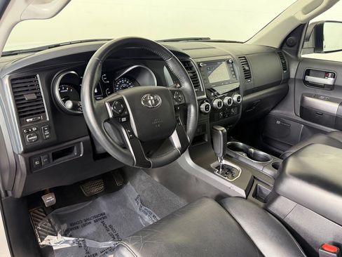 Used 2022 Toyota Sequoia Nightshade AWD/4WD image 4