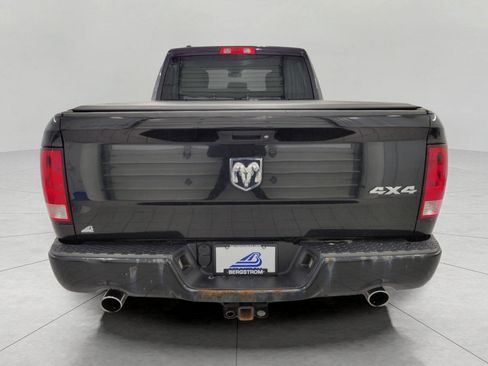 Used 2017 RAM 1500 Express w/ Express Value Package AWD/4WD image 23