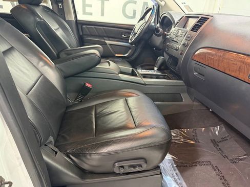 Used 2015 Nissan Armada SL RWD image 32