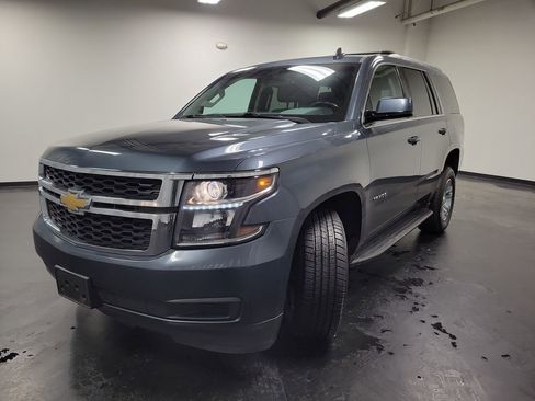 Used 2019 Chevrolet Tahoe LS image 2