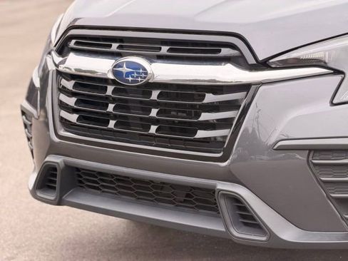 Used 2024 Subaru Ascent Limited AWD/4WD image 6