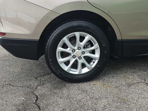 Used 2018 Chevrolet Equinox LS FWD image 10