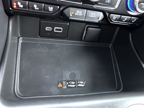 Used 2023 GMC Yukon AT4 image 43