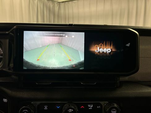 Used 2025 Jeep Wrangler Unlimited Sport S 4xe image 18