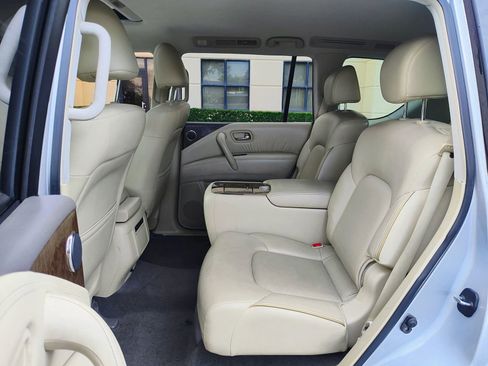 Used 2017 INFINITI QX80 2WD image 11