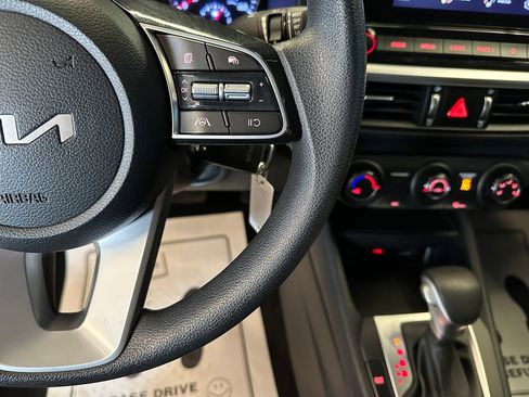 Used 2023 Kia Forte LXS image 12