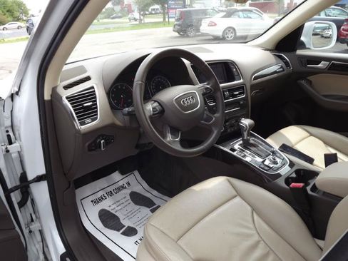 Used 2014 Audi Q5 2.0T Premium Plus w/ Premium Plus Package AWD/4WD image 9