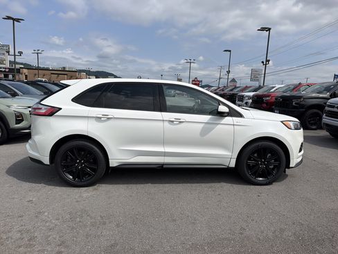 Used 2023 Ford Edge ST-Line AWD/4WD image 5