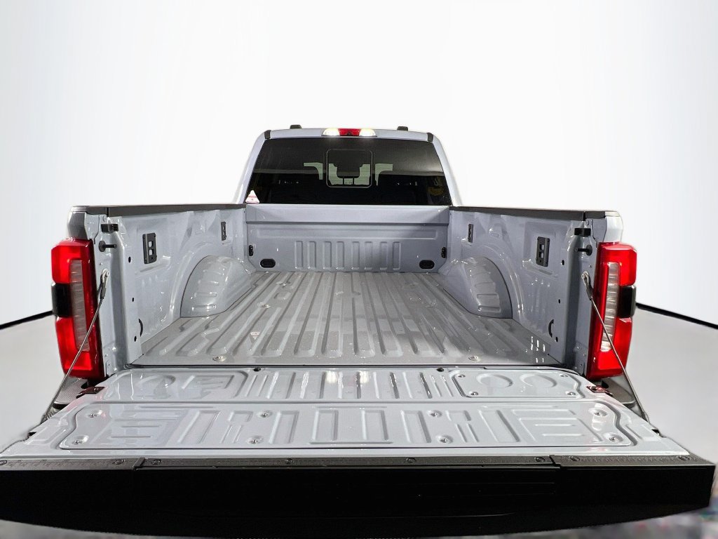 New 2026 Ford F350 Lariat w/ FX4 Off-Road Package AWD/4WD image 15