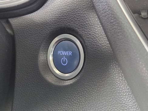 Used 2020 Toyota Corolla LE FWD image 20