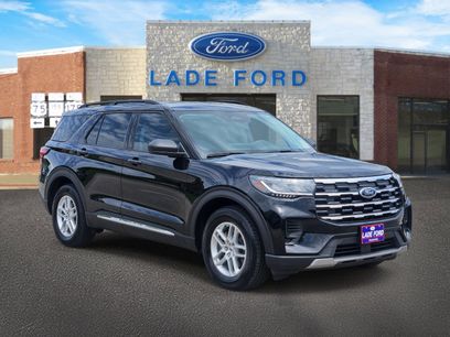 Used 2025 Ford Explorer Active