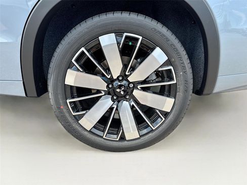 New 2026 Mitsubishi Outlander SEL FWD image 30