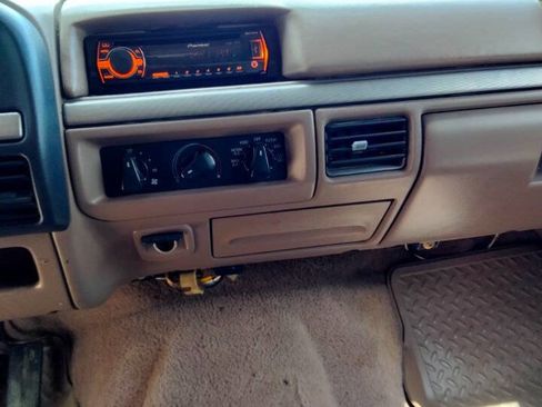 Used 1993 Ford Bronco Eddie Bauer image 15