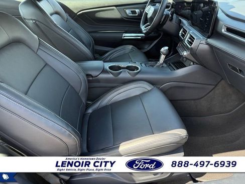 Used 2024 Ford Mustang GT Premium RWD image 13