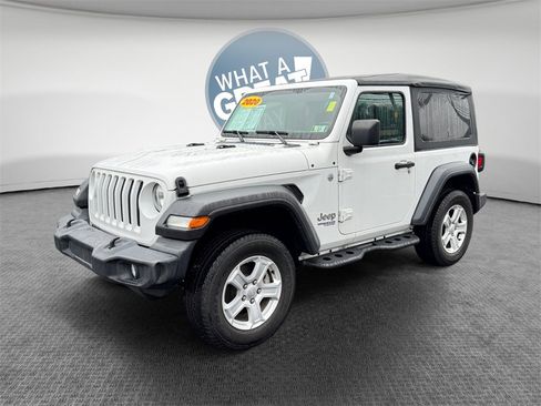Certified 2020 Jeep Wrangler Sport image 4