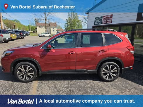 Used 2023 Subaru Forester Limited AWD/4WD image 8