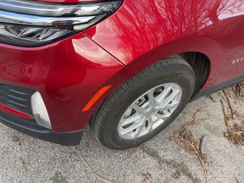 Used 2024 Chevrolet Equinox LT image 6