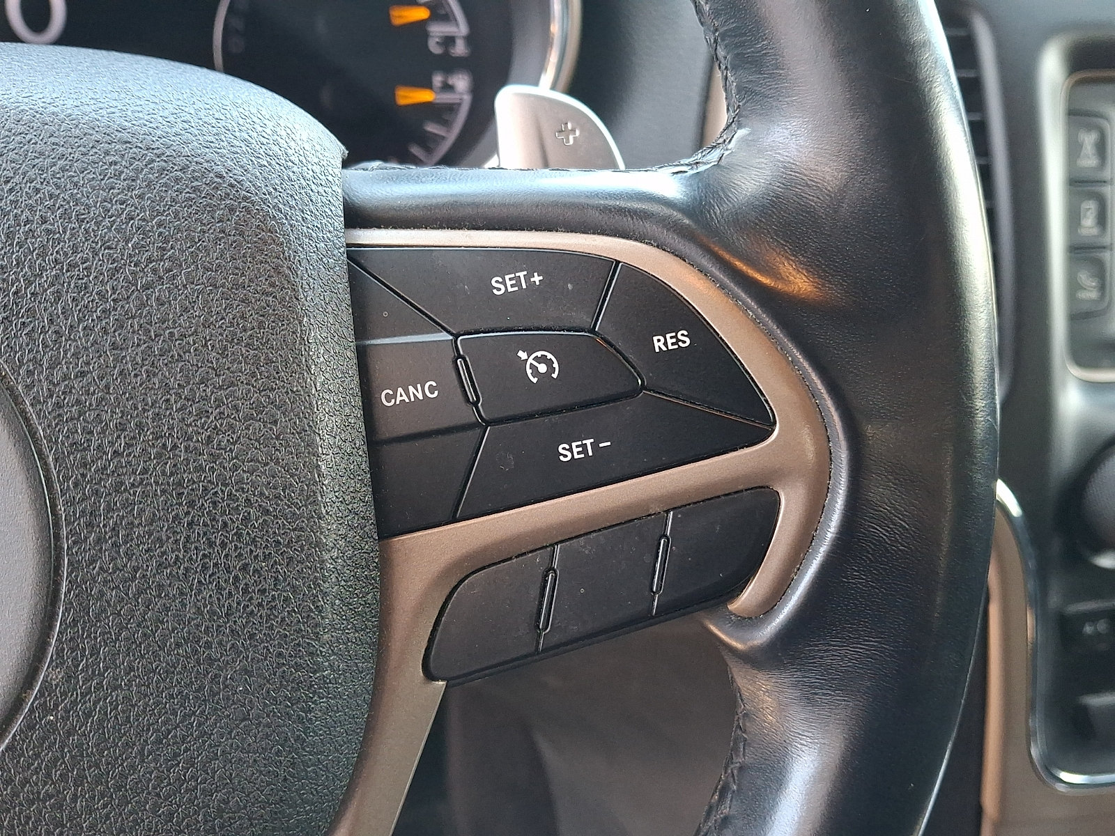Used 2017 Jeep Grand Cherokee Laredo w/ Quick Order Package 23E AWD/4WD image 20