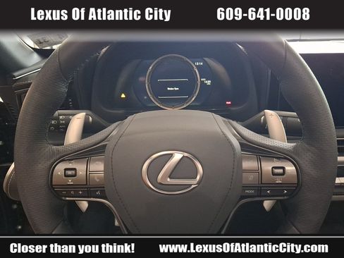 Used 2026 Lexus LC 500 Convertible w/ Touring Package RWD image 18