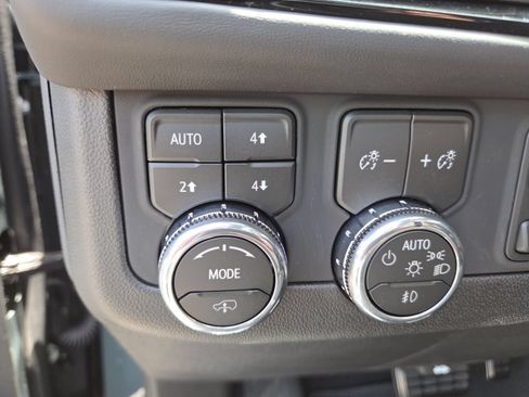 New 2026 GMC Yukon AT4 Ultimate AWD/4WD image 8