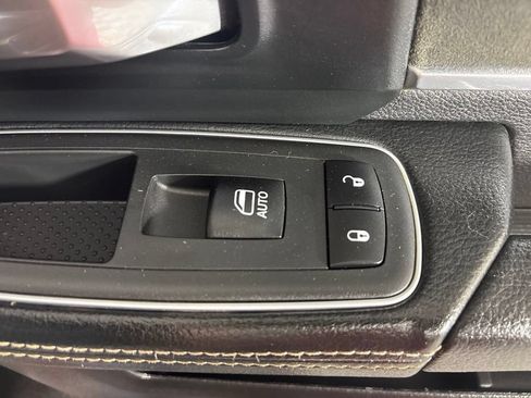 Used 2020 RAM 2500 Laramie AWD/4WD image 39