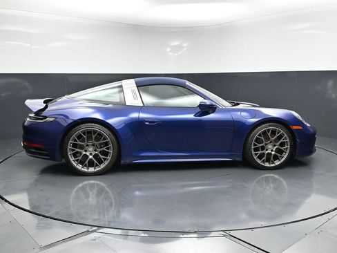 Certified 2024 Porsche 911 Targa 4S w/ Premium Package AWD/4WD image 6