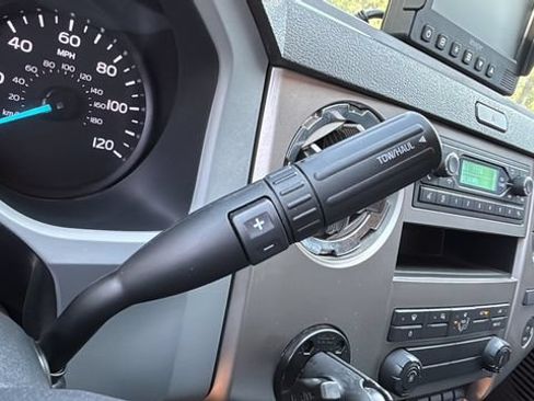 Used 2022 Ford F650 2WD Crew Cab Super Duty image 29