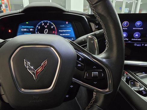 Used 2023 Chevrolet Corvette Stingray Convertible w/ Z51 Performance Package image 28