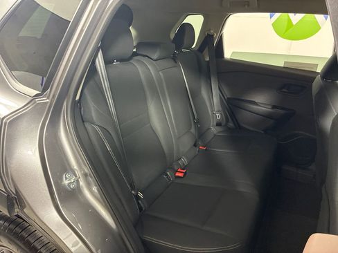 Used 2023 Nissan Rogue S AWD/4WD image 26