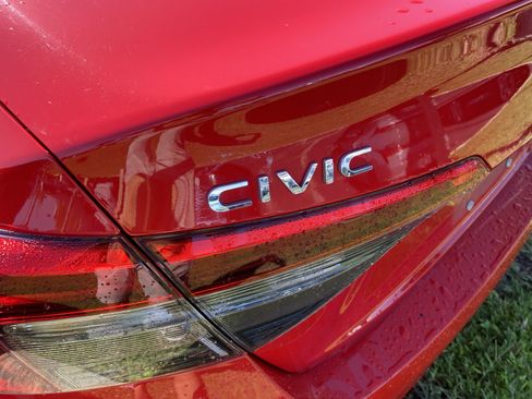 Used 2022 Honda Civic Sport image 21