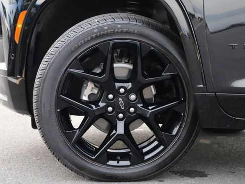 Used 2026 Chevrolet Traverse RS AWD/4WD image 2