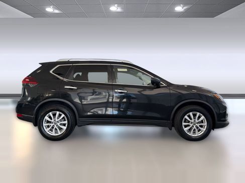 Used 2018 Nissan Rogue SV w/ Premium Package AWD/4WD image 8