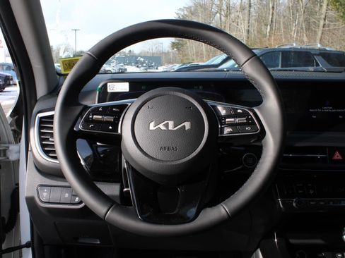 New 2026 Kia Seltos S image 11