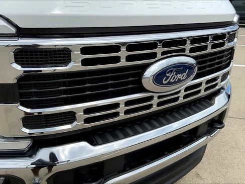 Used 2024 Ford F250 XLT image 28