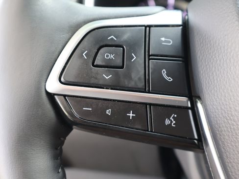 Used 2020 Toyota Highlander Limited FWD image 29