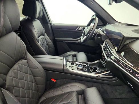 Used 2024 BMW X7 xDrive40i w/ M Sport Package AWD/4WD image 23