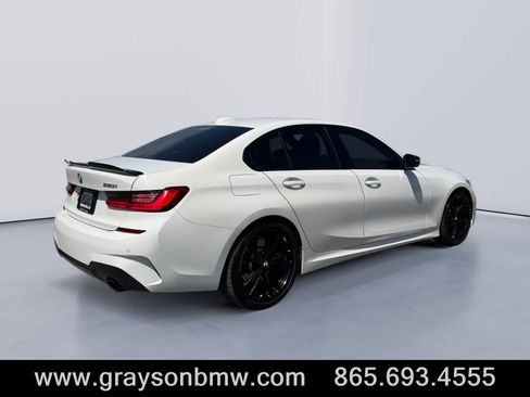 Used 2021 BMW 330i Sedan w/ M Sport Package RWD image 3
