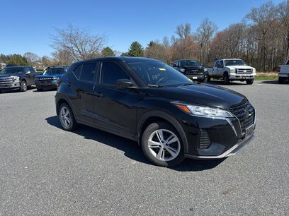 Used 2021 Nissan Kicks S