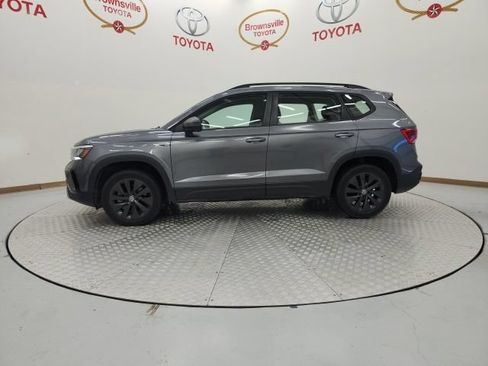 Used 2024 Volkswagen Taos S FWD image 5