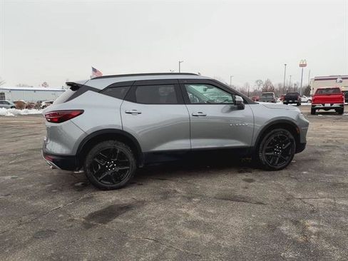 Certified 2025 Chevrolet Blazer LT w/ Sound & Technology Package image 32