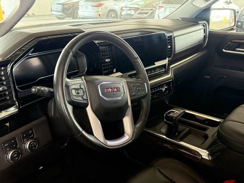 Used 2023 GMC Sierra 1500 Elevation w/ Elevation Premium Package AWD/4WD image 2